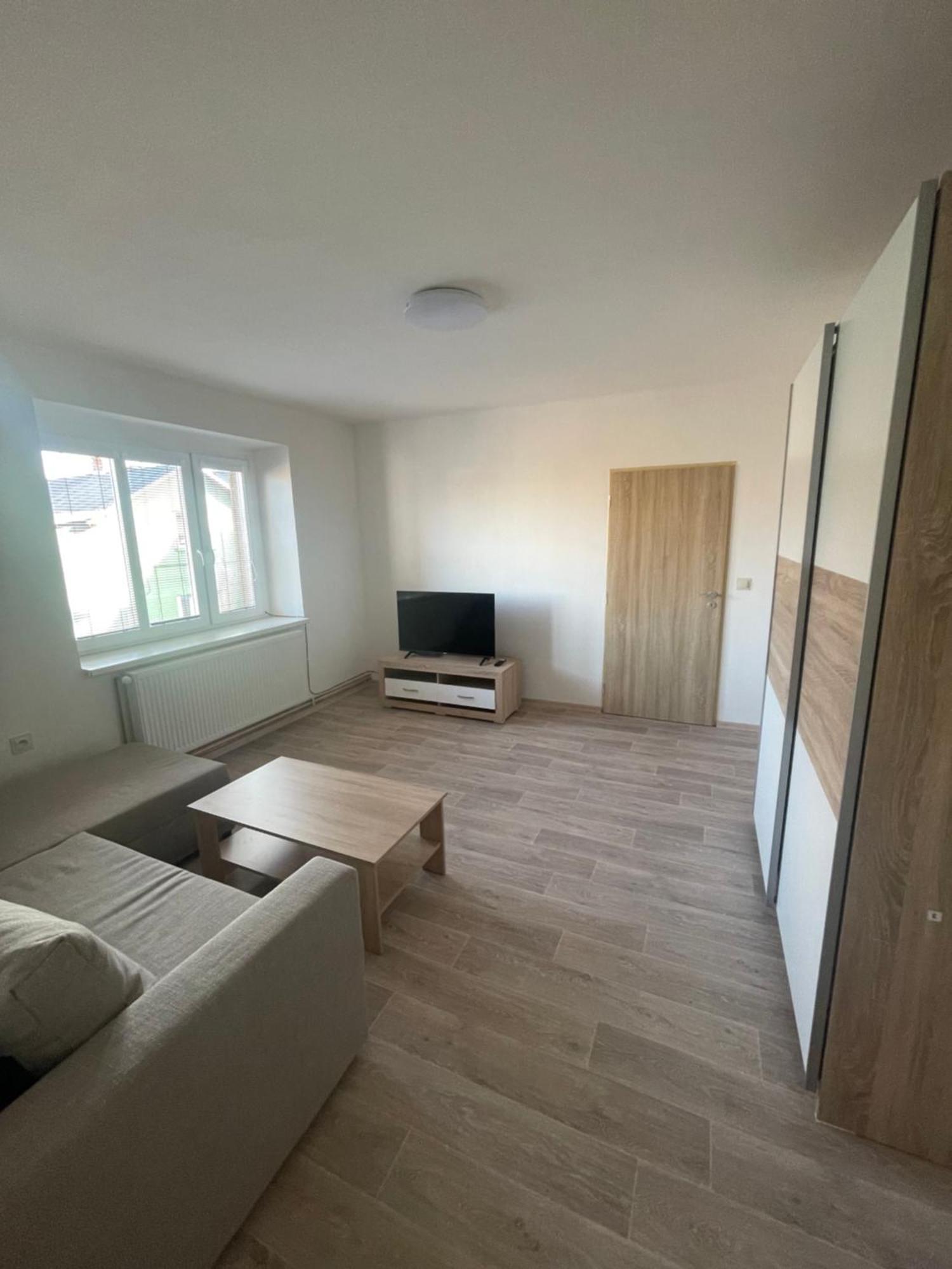 Apartmany Ferie ديشين المظهر الخارجي الصورة