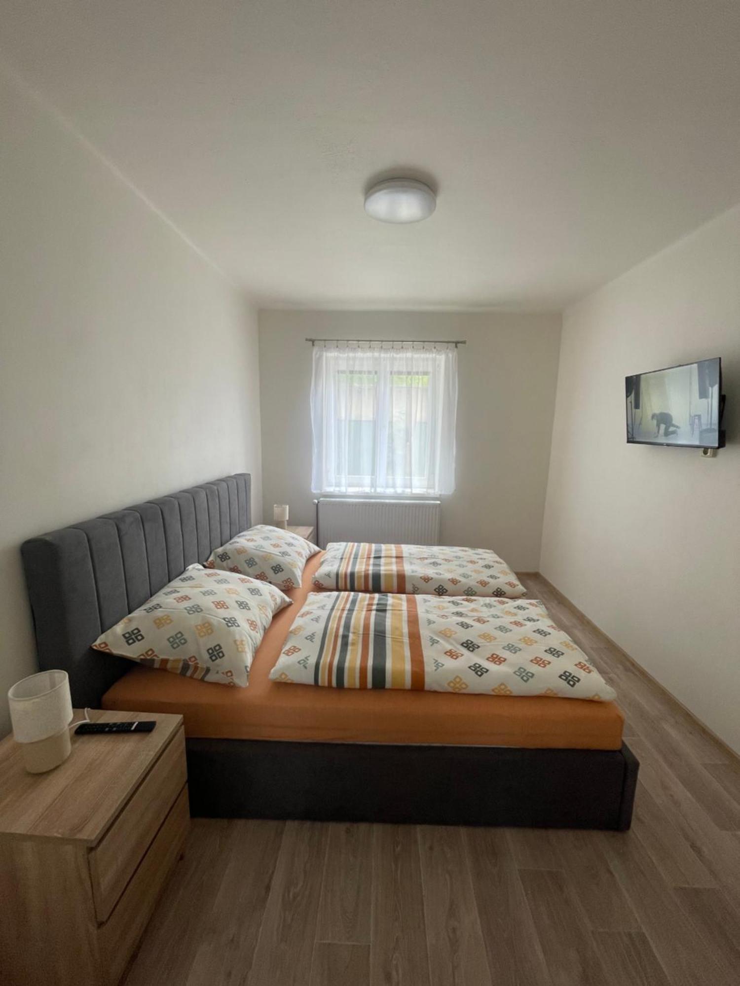 Apartmany Ferie ديشين المظهر الخارجي الصورة
