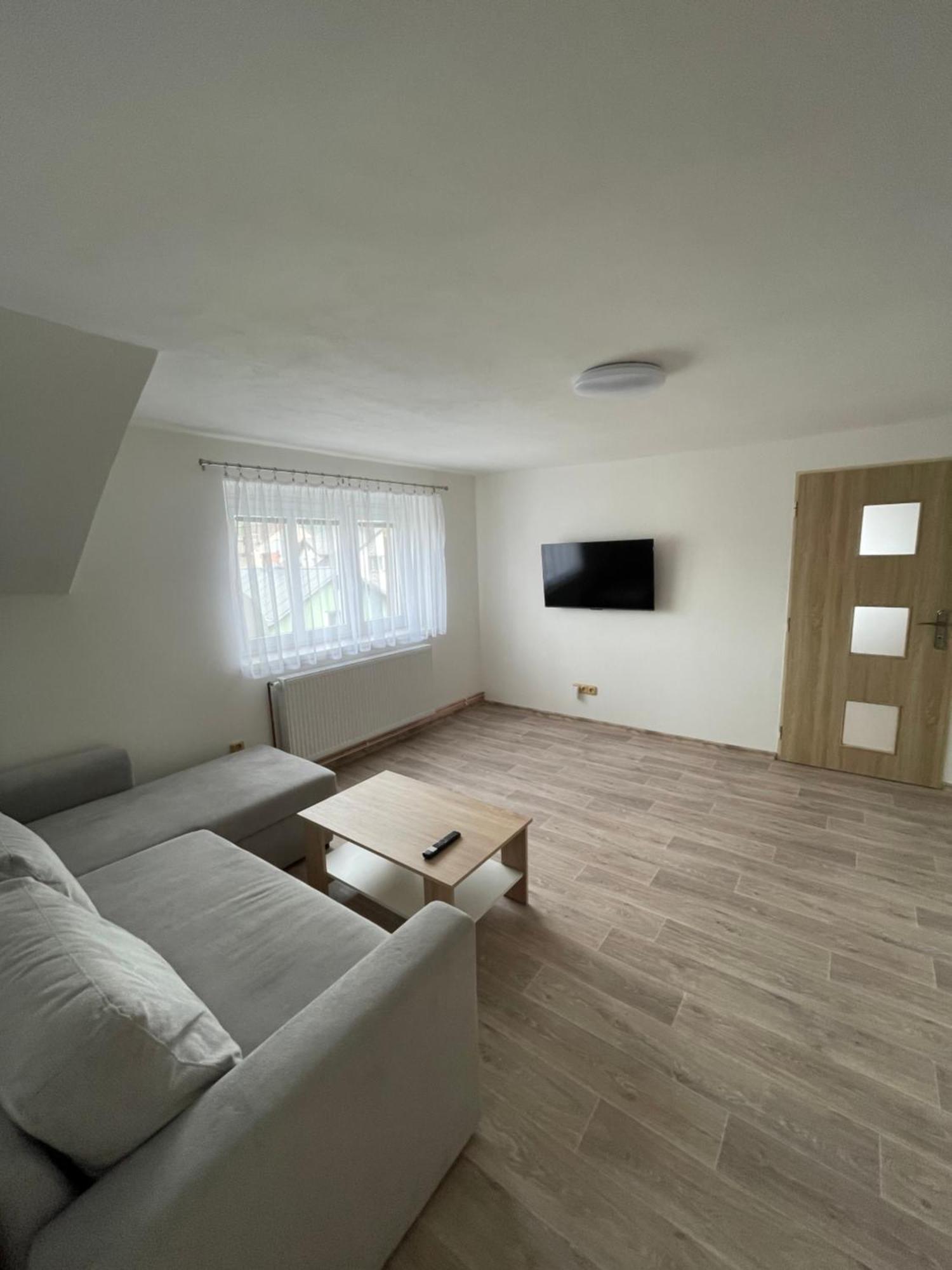 Apartmany Ferie ديشين المظهر الخارجي الصورة